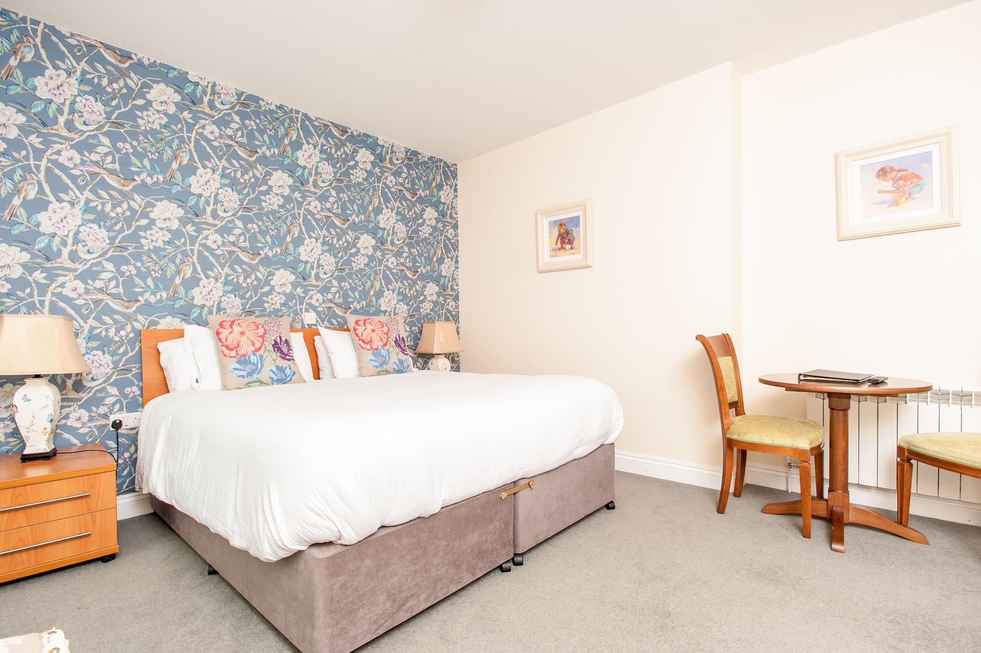 The Beara Coast Hotel Castletownbere Exteriör bild