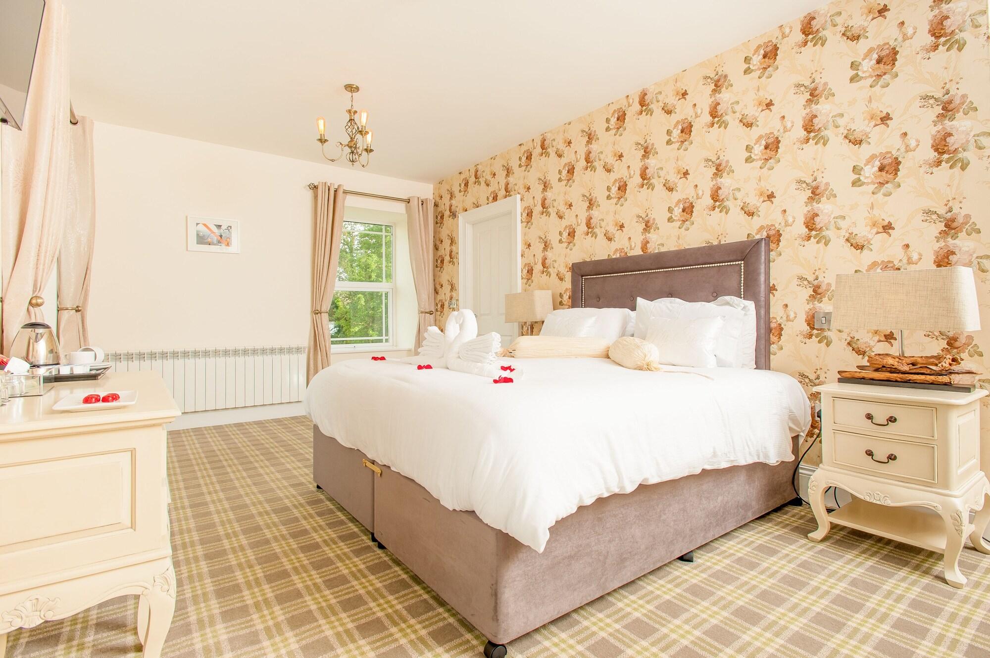 The Beara Coast Hotel Castletownbere Exteriör bild