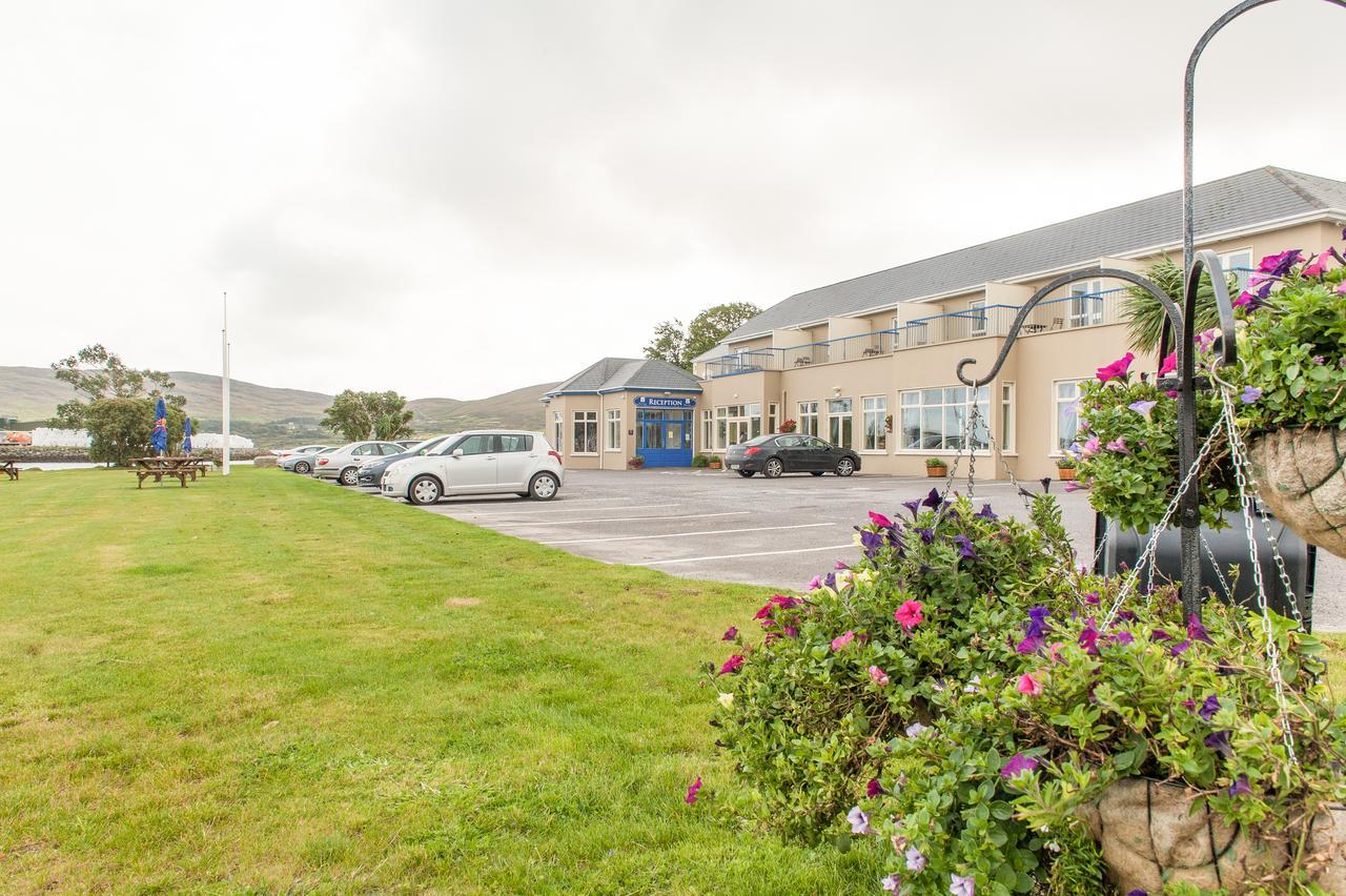 The Beara Coast Hotel Castletownbere Exteriör bild